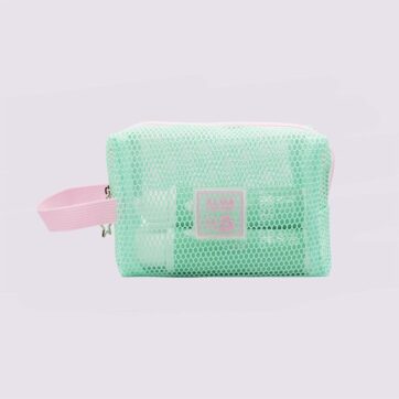 Aloe+ Colors Promo Coconut Story Travel Size Summer Bag Shower Gel Αφρόλουτρο, 100ml, Body Lotion Λοσιόν Σώματος, 100ml, Hair & Body Mist, 100ml, & Δώρο Νεσεσέρ, 1τεμ, 1σετ